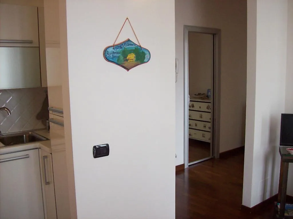 Residenza Stefania La Spezia 0*,